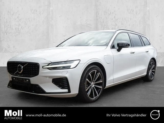 Volvo V60 Kombi Plus Dark Recharge Plug-In Hybrid AWD StandH 2023 Hybride / Benzine