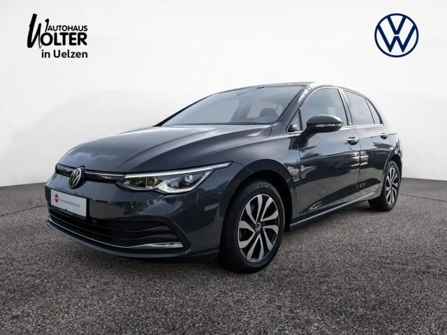 Volkswagen Golf VIII 1.5 TSI Active KAM STHZG HUD LED 2023 Benzine
