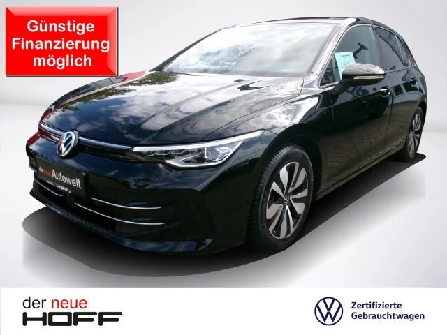 Volkswagen Golf VIII 1.5 eTSI DSG Goal Kamera Matrix ACC AHK Navi 2025 Benzine