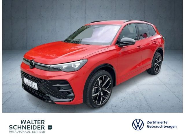 Volkswagen Tiguan 2.0 TSI DSG 4Motion R-line Navi AHK Stand 2025 Benzine