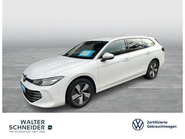 Volkswagen Passat Variant 1.5 eTSI DSG Business Navi LED AH 2024 Benzine