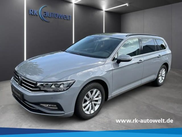 Volkswagen Passat Variant Business 2.0 TDI DSG LED Navi Sitzheizung 2024 Diesel