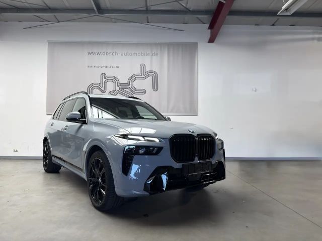 BMW X7 xDr. 40d M Sport/ICONIC/Sky Lounge/7-Sitz/AHK 2026 Diesel