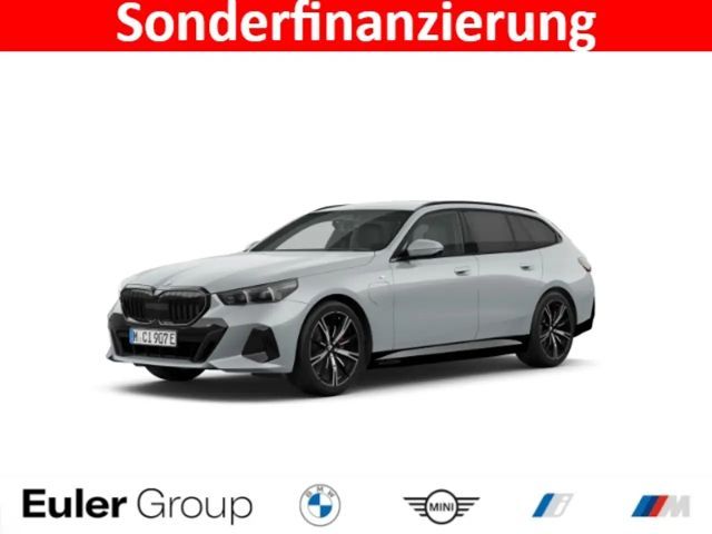 BMW 530 e xDrive Tour M-Sport-Pro AHK Iconic 20'' DA-Prof 2025 Hybride / Benzine