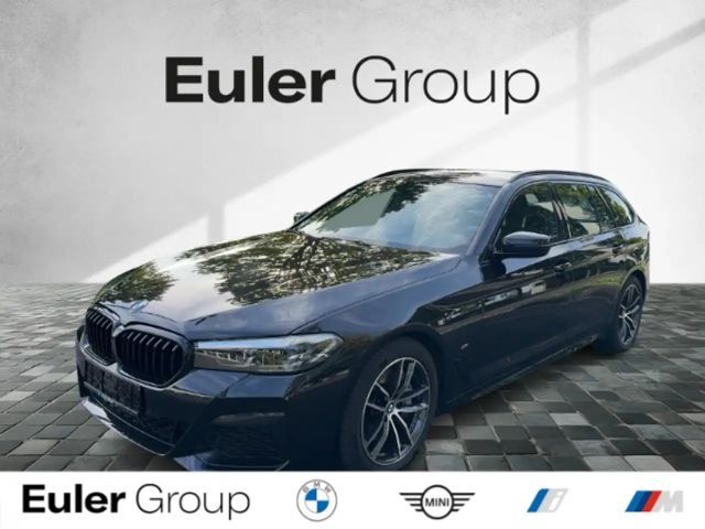 BMW 540 d xDrive Touring Sportpaket Luftfederung AHK-klapp 2022 Diesel