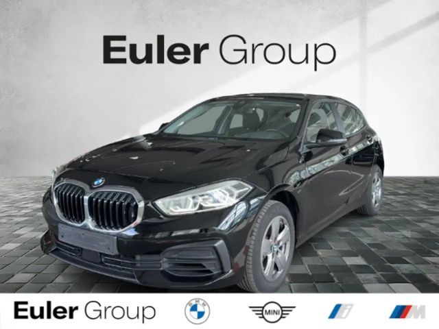 BMW 116 i 5-Türer LED Navi PDC vorne und hinten Tempomat 2023 Benzine