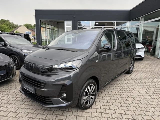 Peugeot Traveller