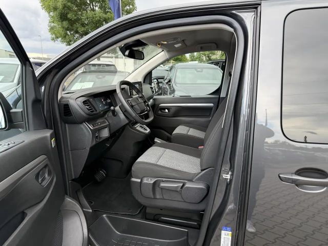 Peugeot Traveller