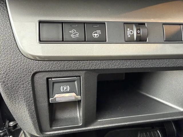 Peugeot Traveller