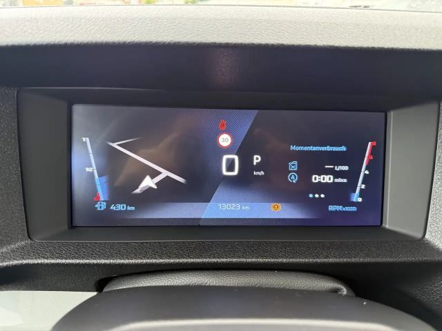Peugeot Traveller