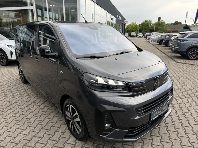 Peugeot Traveller