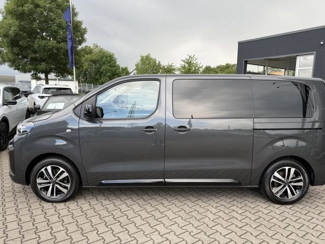 Peugeot Traveller