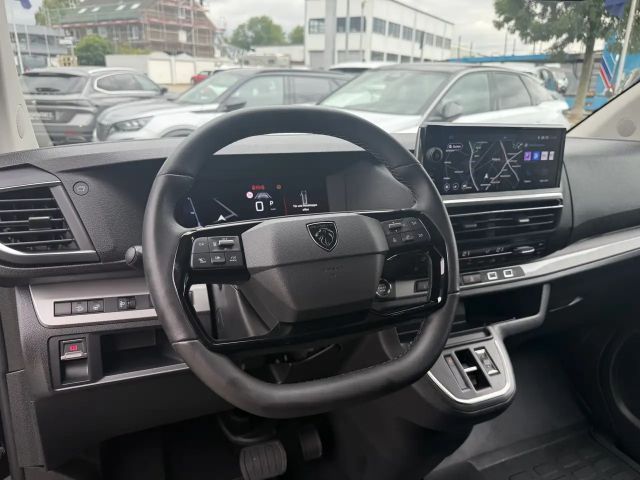 Peugeot Traveller