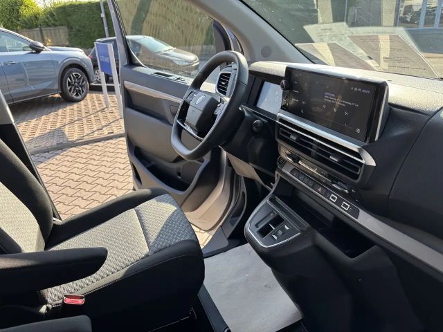 Peugeot Traveller