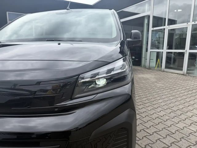 Peugeot Traveller