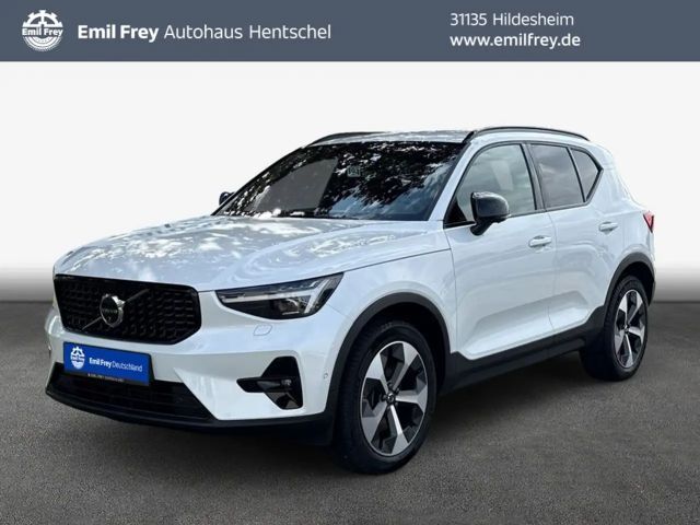 Volvo XC40 XC40 B3 B DKG Plus Dark 360°V AHK Business GJR 2025 Benzine