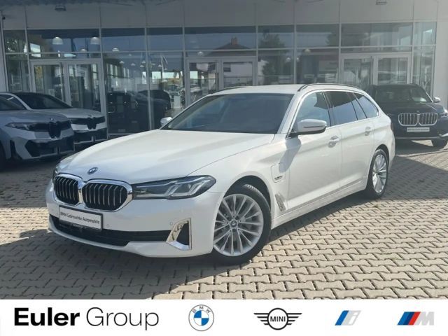 BMW 530 e xDrive Touring 18''HUD Leder Laser Parkass. Lenk 2023 Hybride / Benzine