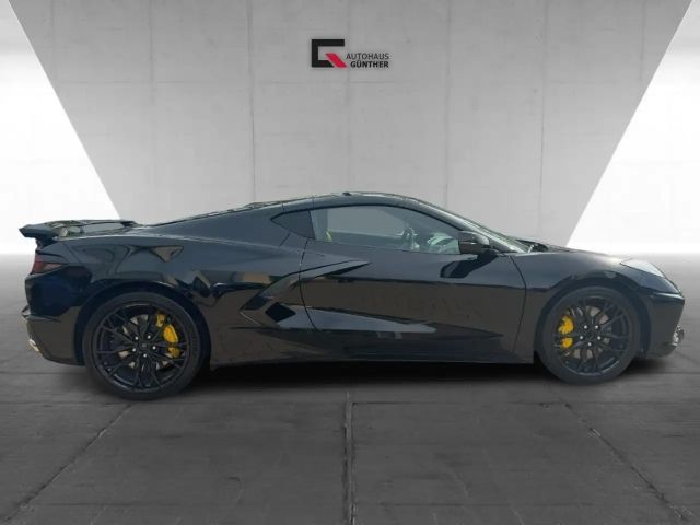 Corvette C8
