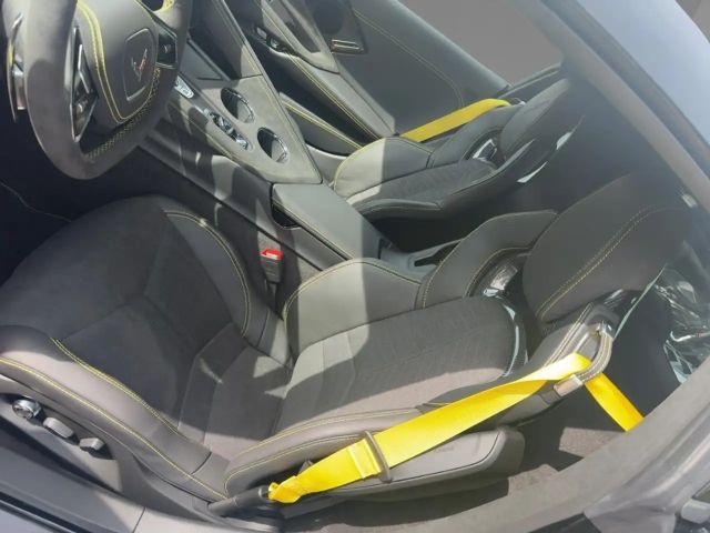 Corvette C8