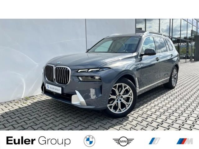 BMW X7 xDrive 40dA AHK 6 Sitzer H/K DrivAssProf 2023 Diesel