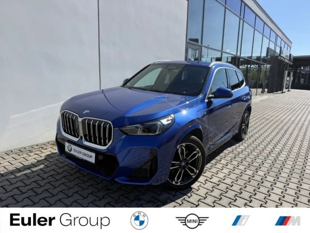 BMW X1 xDrive 30e M-Sport DrivAssProf SHZ HUD 2023 Hybride / Benzine