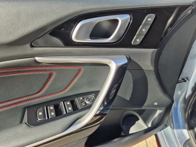 Kia Ceed / cee'd