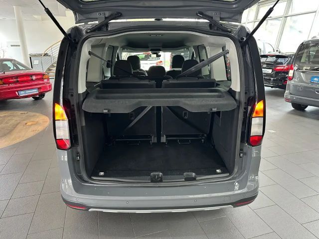 Ford Grand Tourneo