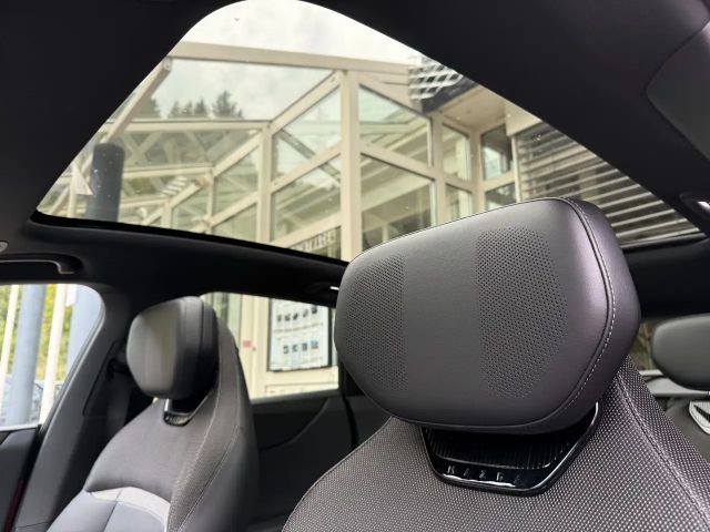 Mazda CX-6e