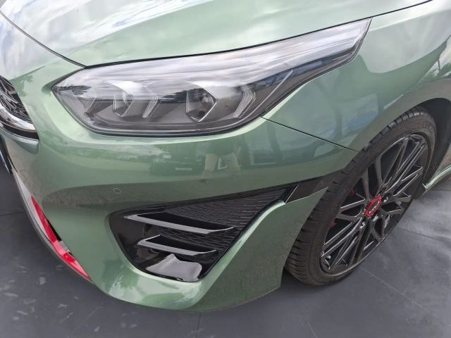 Kia Ceed / cee'd