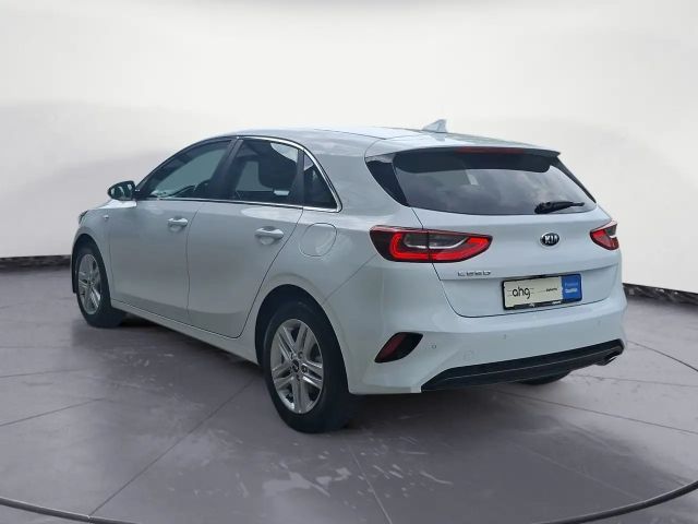 Kia Ceed / cee'd
