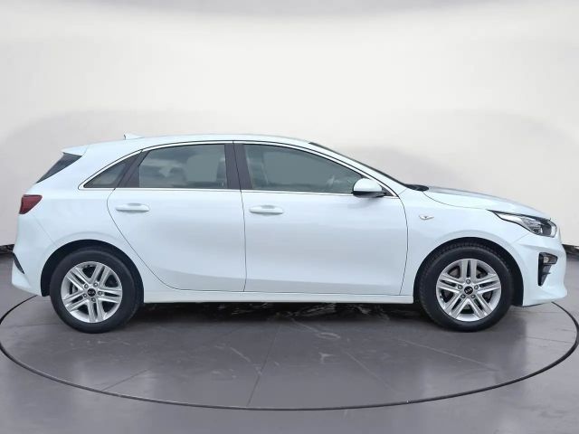 Kia Ceed / cee'd
