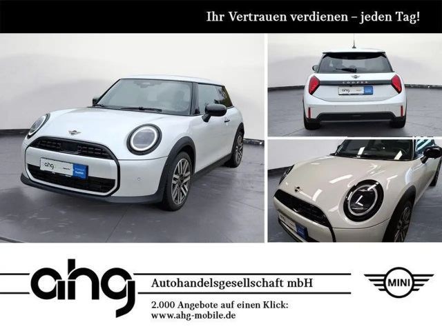 MINI Cooper C COOPER C Classic Trim Steptronic Panorama 2025 Benzine