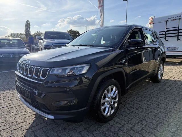 Jeep Compass 1.5 GSE T4 48V e-Hybrid Automatik Altitude 2024 Benzine