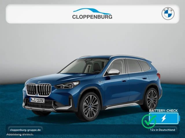 BMW X1 xDrive25e  xLine xLine Head-Up+AHK+StHz+Navi 2023 Hybride / Benzine