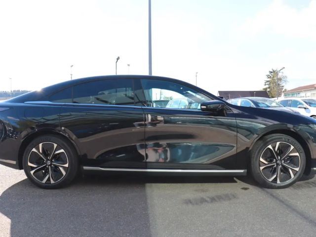 Mazda 6e