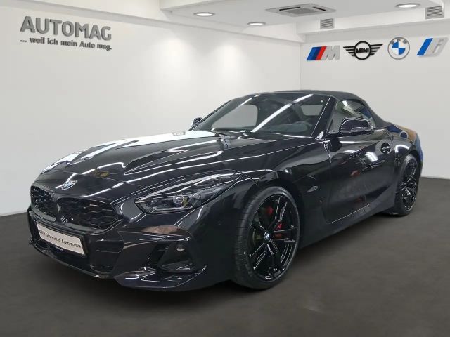 BMW Z4 sDrive30i HeadUp*DrivingAssist*Stop&Go*19"*Harman/ 2025 Benzine