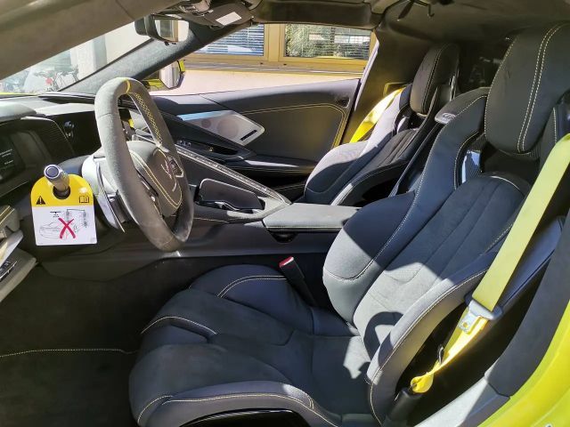 Corvette C8