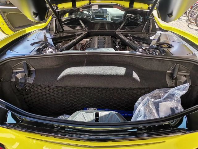 Corvette C8