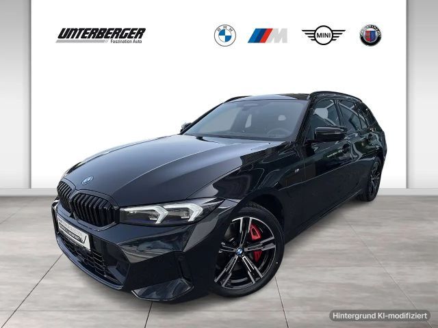 BMW 330 e xDrive M Sportpaket Pro-Adaptives M Fahrwerk-Inn 2025 Hybride / Benzine