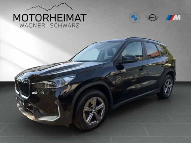 BMW X1 sDrive20i Aktivsitz AHK ACC 360° HUD 2023 Benzine
