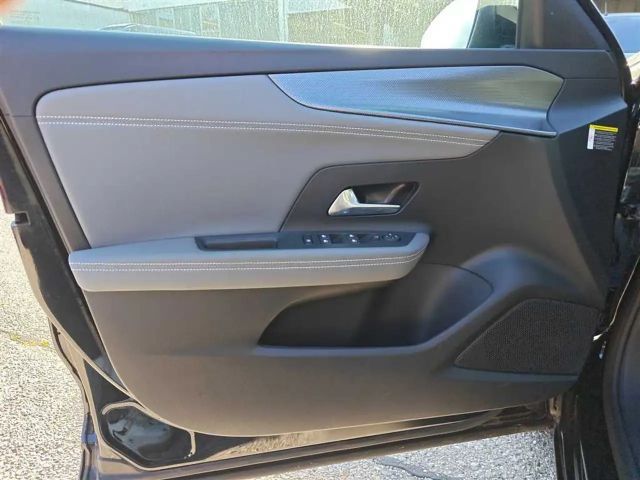 Opel Mokka-E