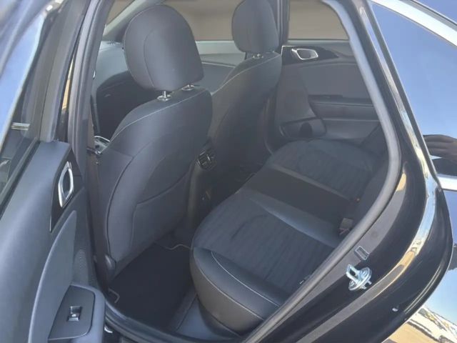 Kia Ceed / cee'd