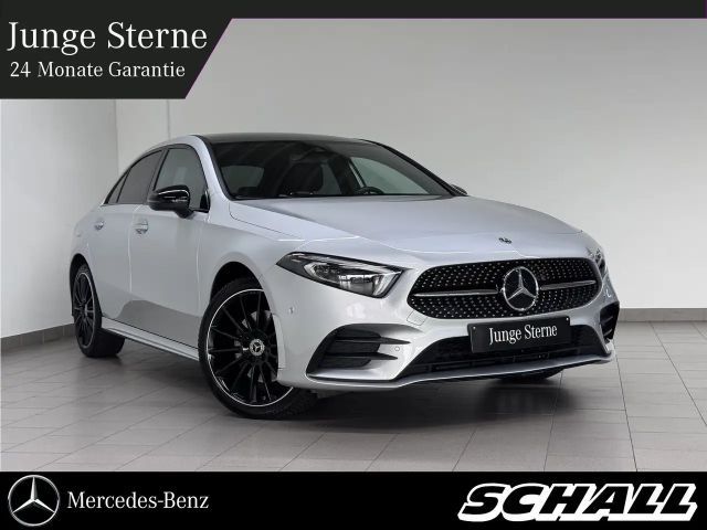 Mercedes-Benz A 250 e LIM AMG+NIGHT+PANO+AHK+KEY+MULTI-LED+KAM 2021 Hybride / Benzine
