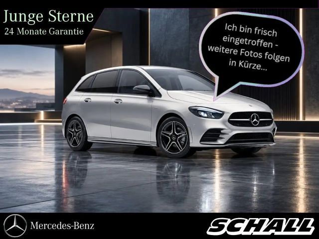 Mercedes-Benz B 180 AMG+NIGHT+LED+KAMERA+18"AMG+NAVI+AMBI+SHZG 2022 Benzine