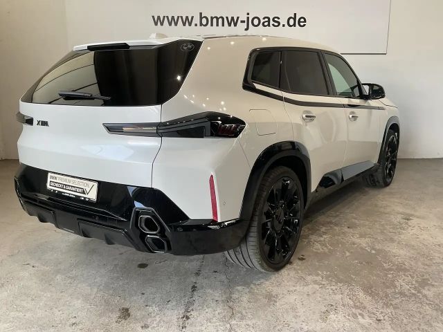 BMW XM