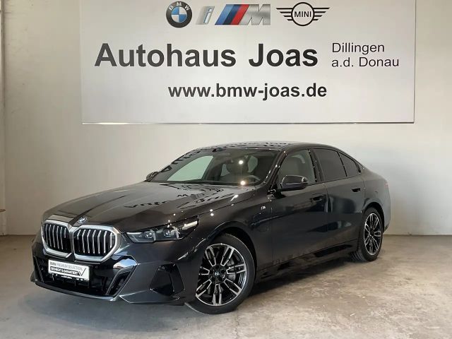 BMW 550 e xDrive |Sitzbelüft. |Komfortsitze |M Sportpaket 2025 Hybride / Benzine
