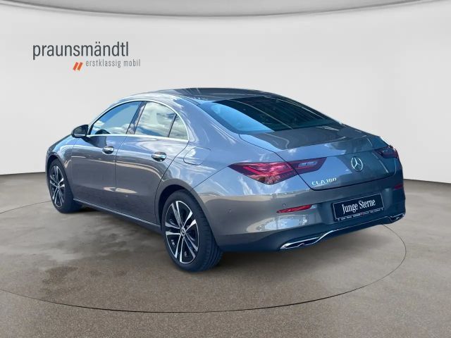 Mercedes-Benz CLA 180