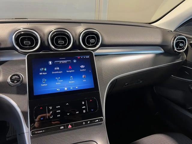 Mercedes-Benz C 220