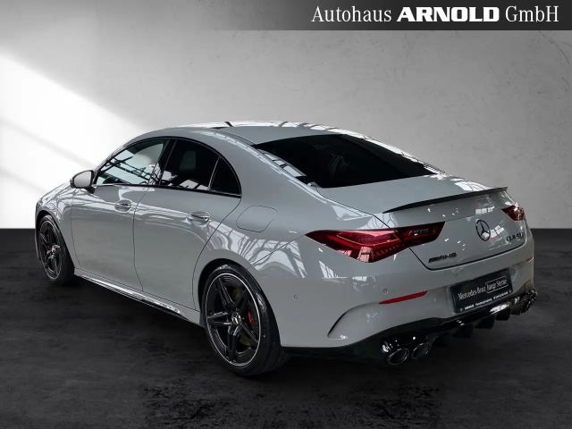 Mercedes-Benz CLA 45 AMG
