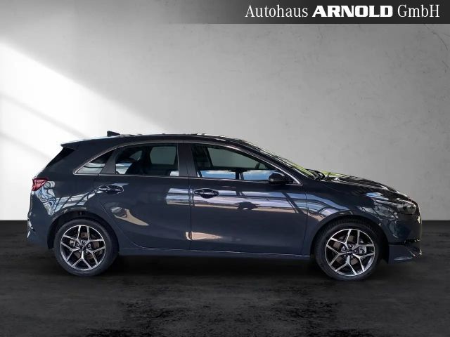 Kia Ceed / cee'd
